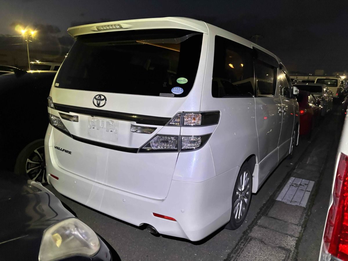 Vehicle image 2