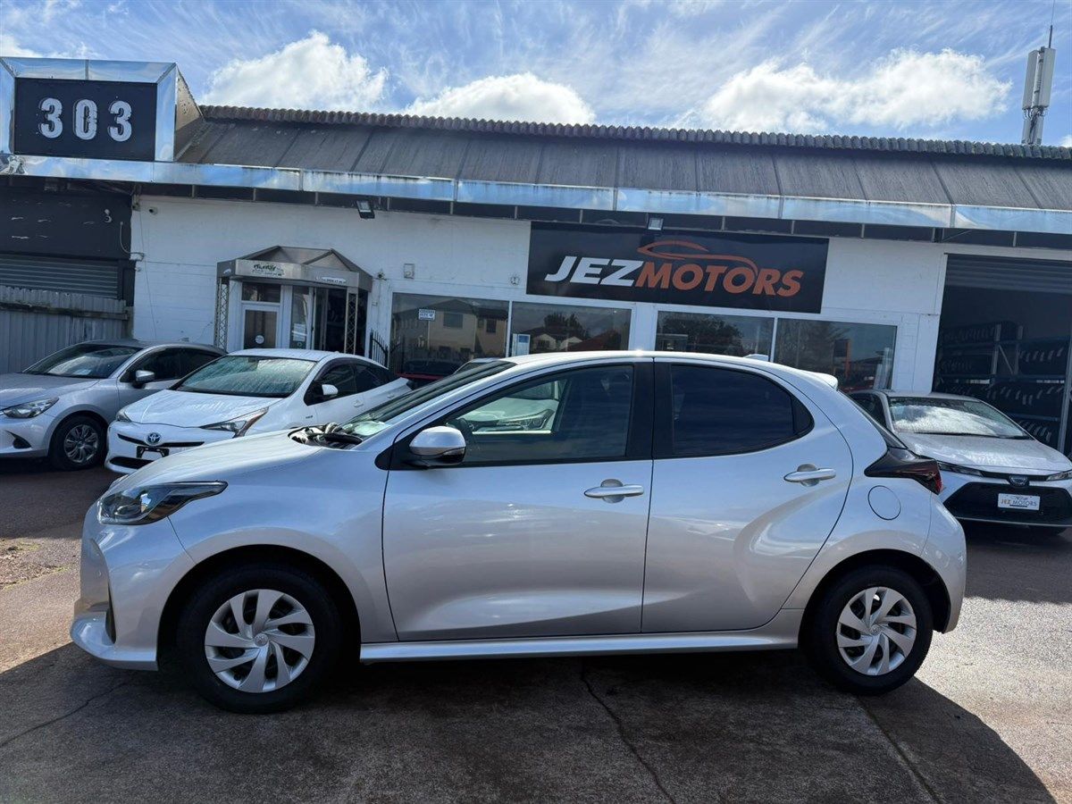 Vehicle image 2