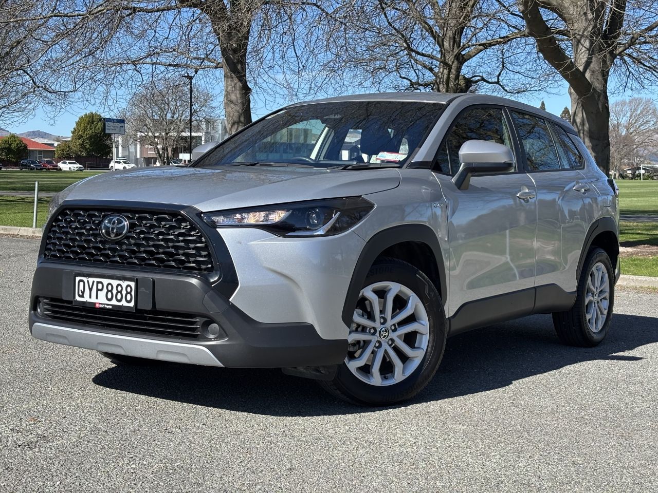Vehicle image 3