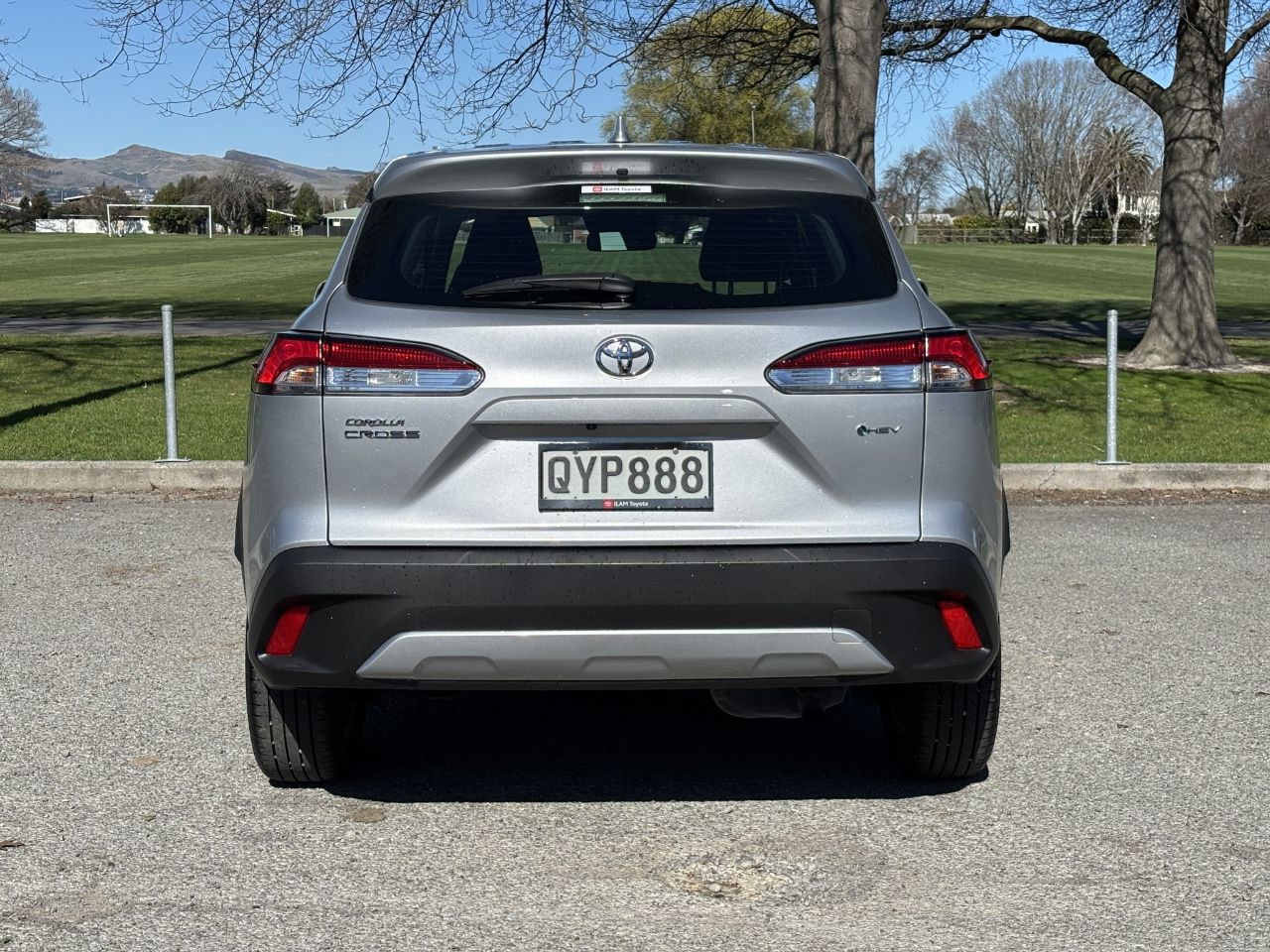 Vehicle image 4