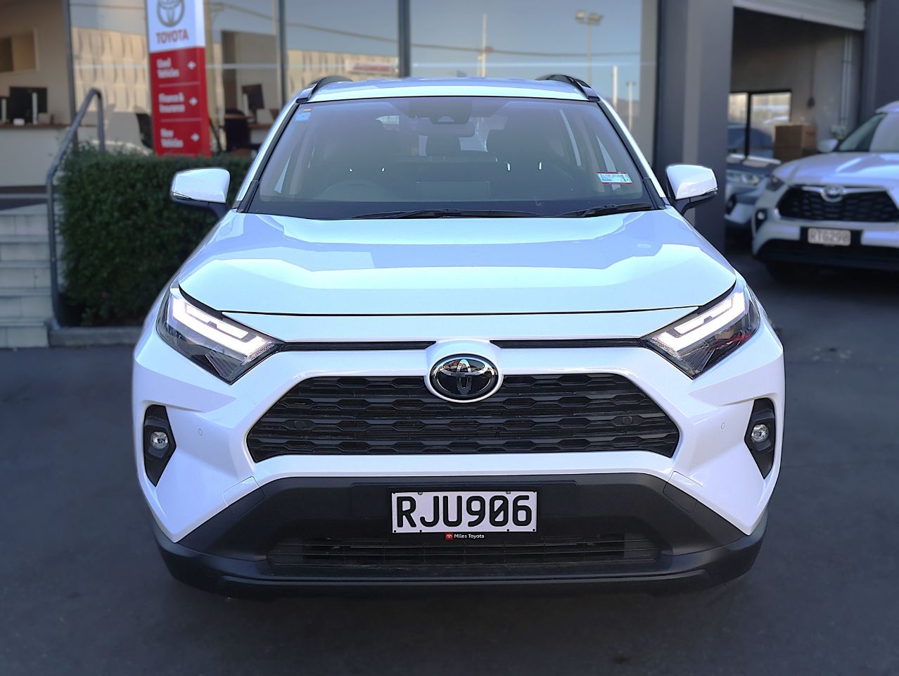 Vehicle image 2