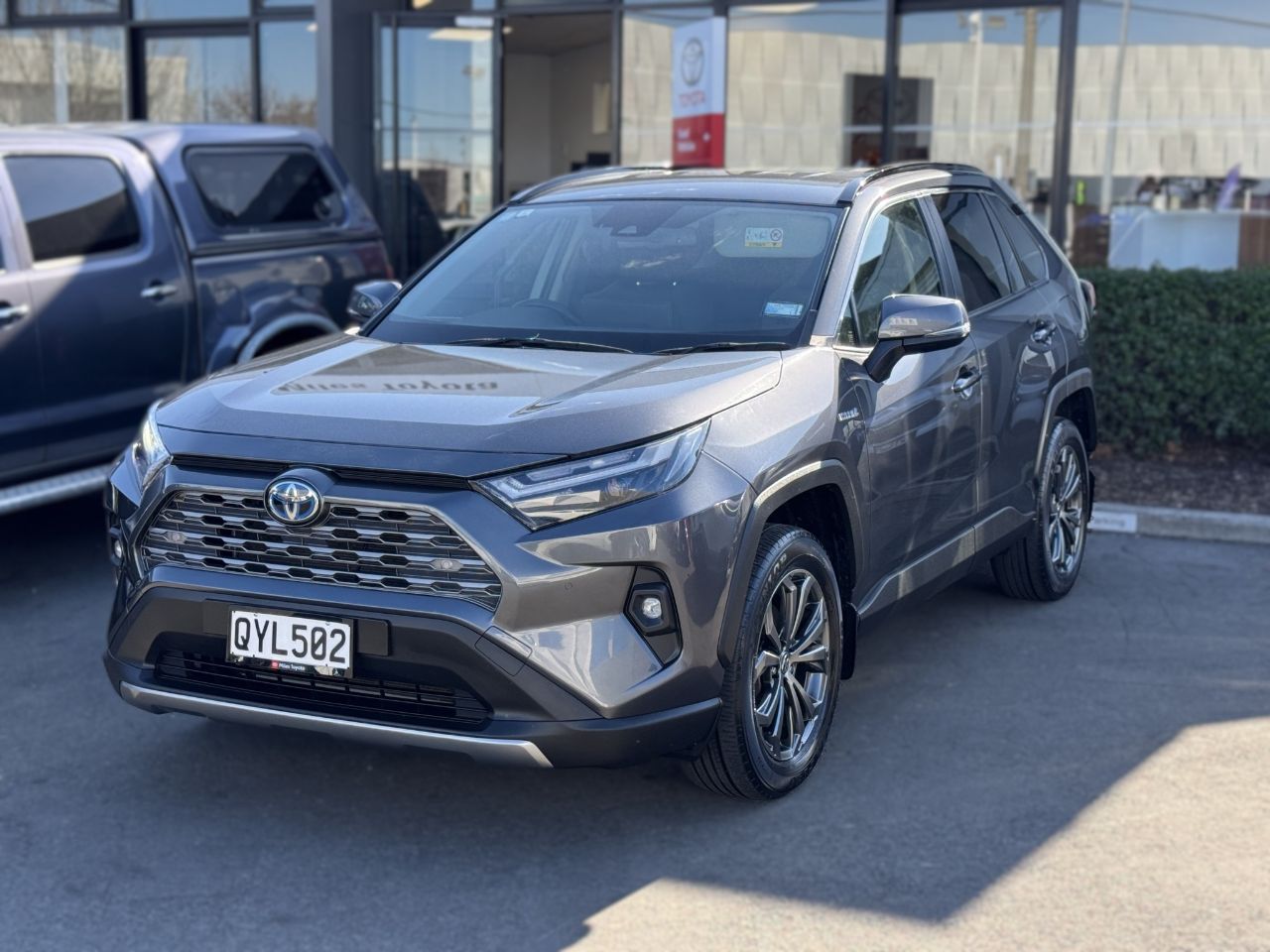 Vehicle image 3