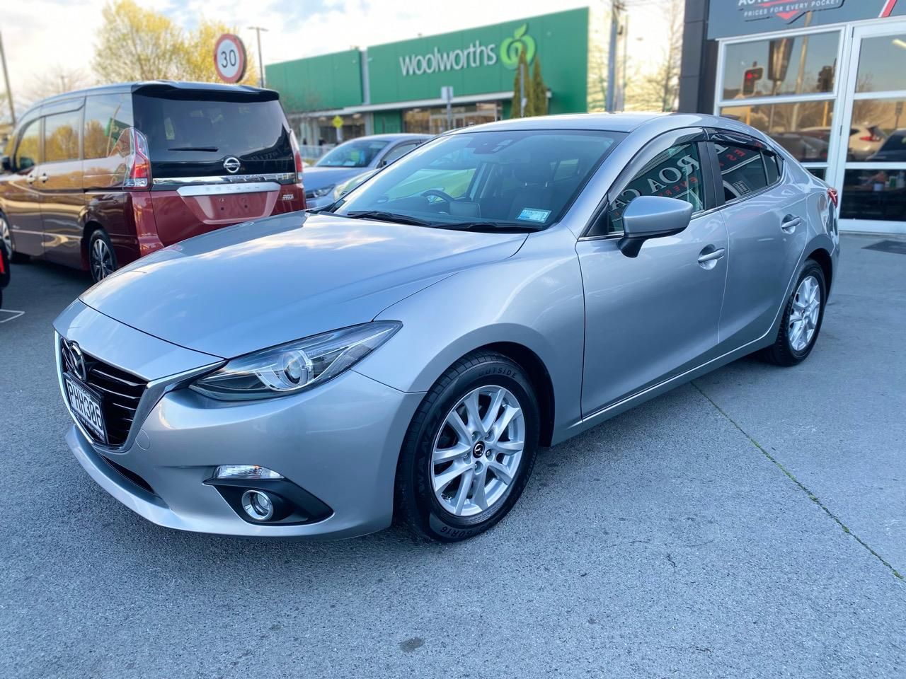 Vehicle image 3