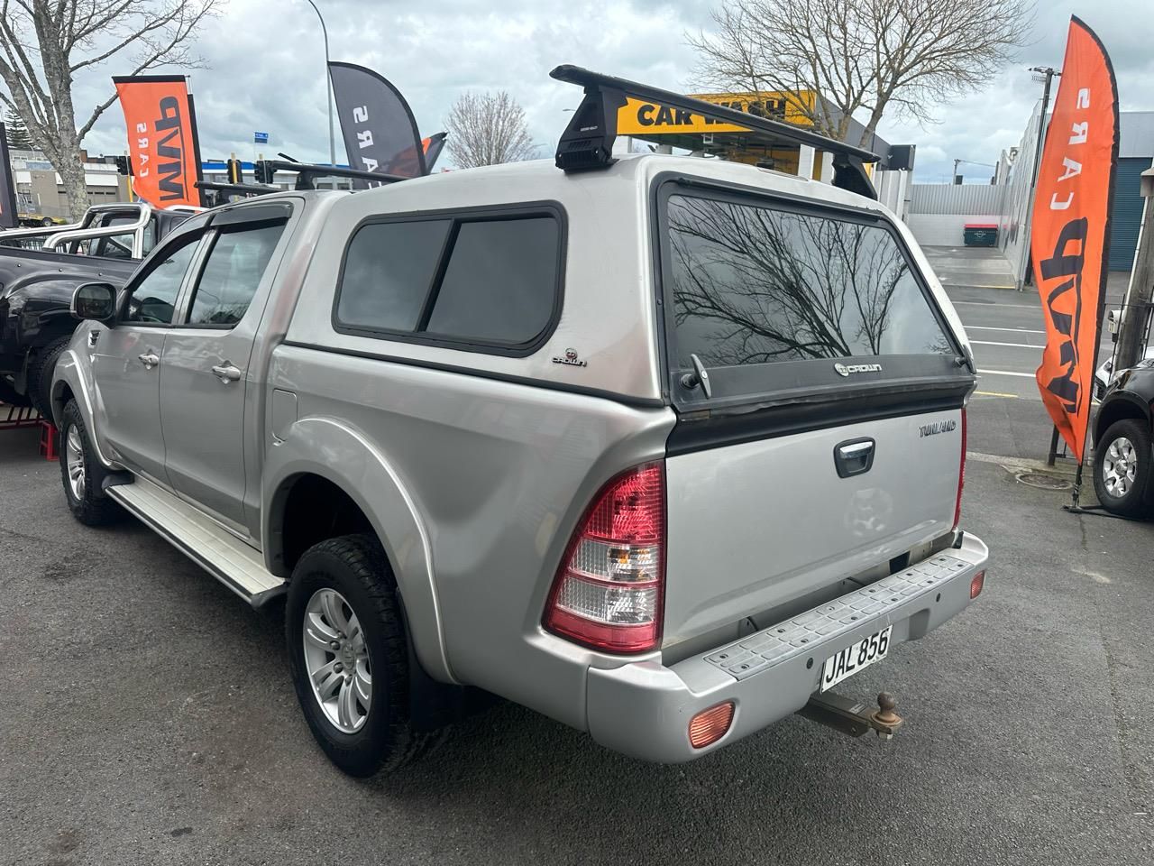 Vehicle image 4