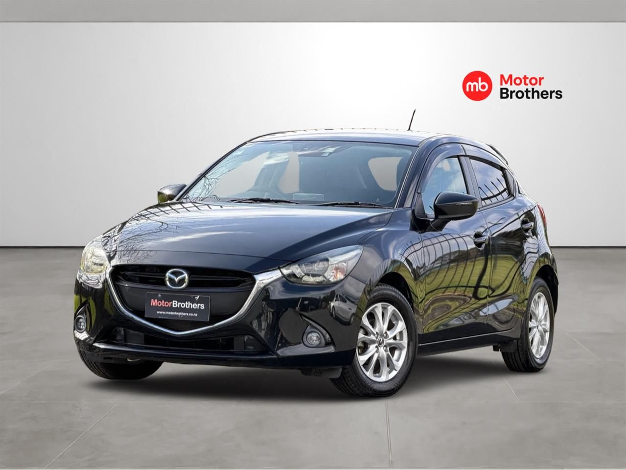 Vehicle image 3