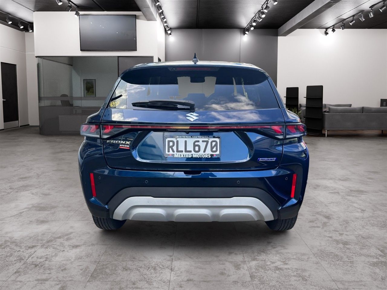 Vehicle image 5