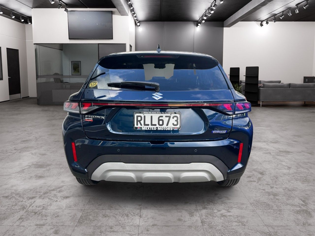 Vehicle image 5
