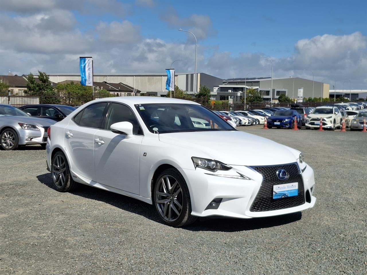 Vehicle image 1