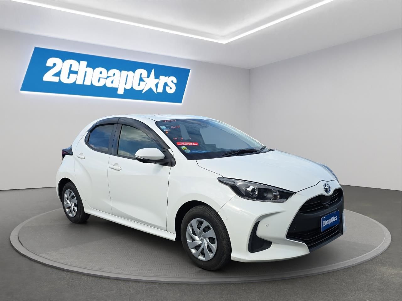 Vehicle image 3