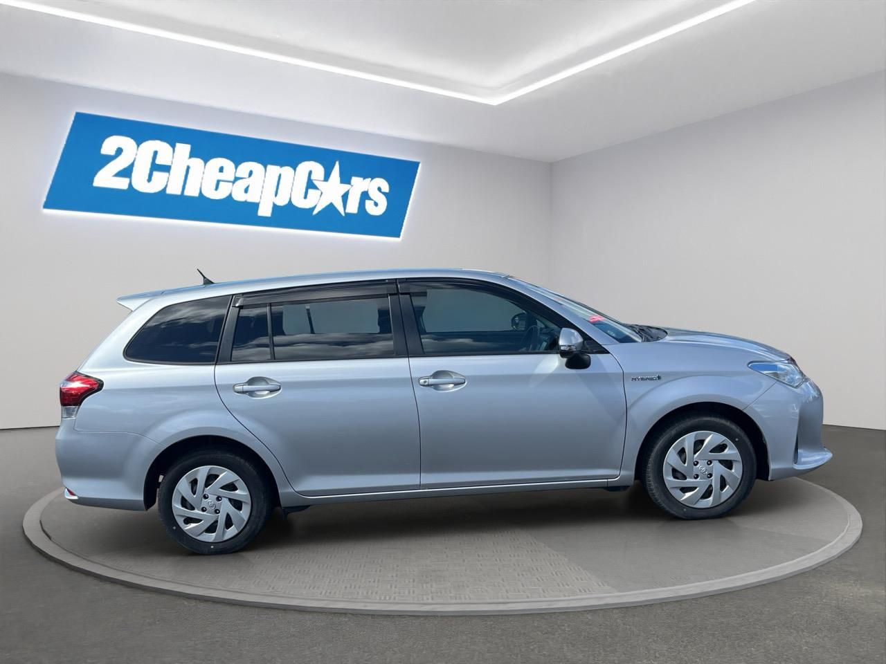 Vehicle image 4