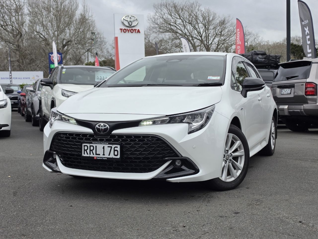 Vehicle image 3