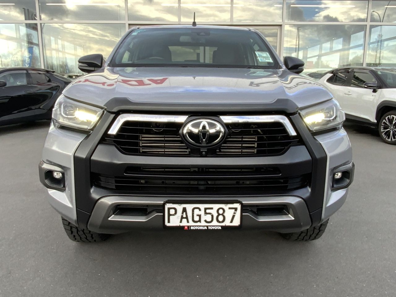 Vehicle image 2