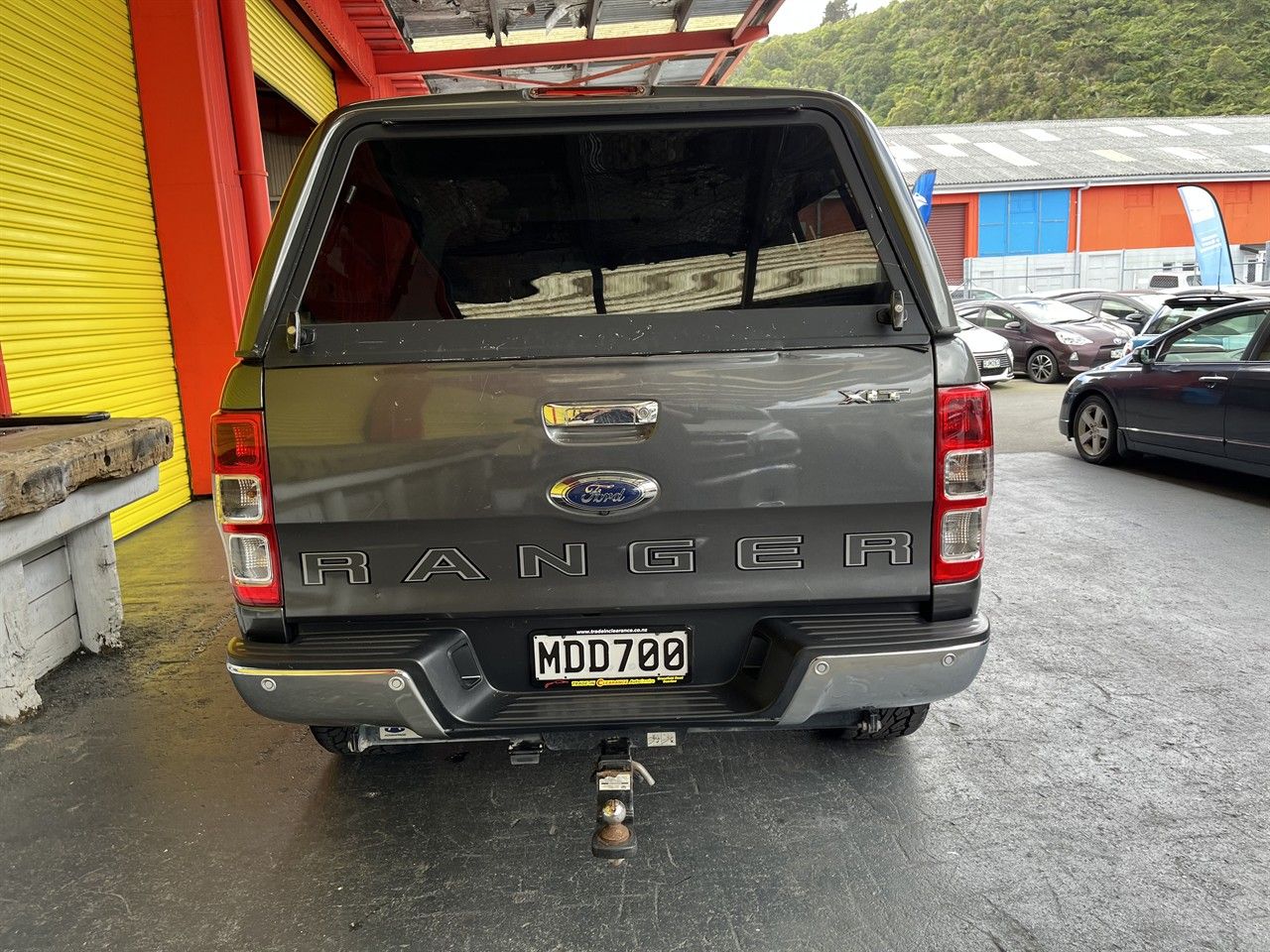 Vehicle image 5