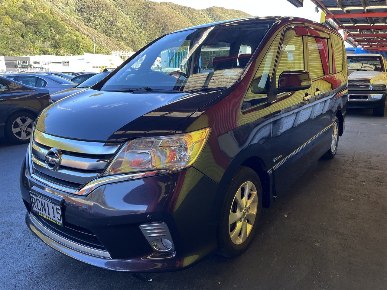 Vehicle image 3