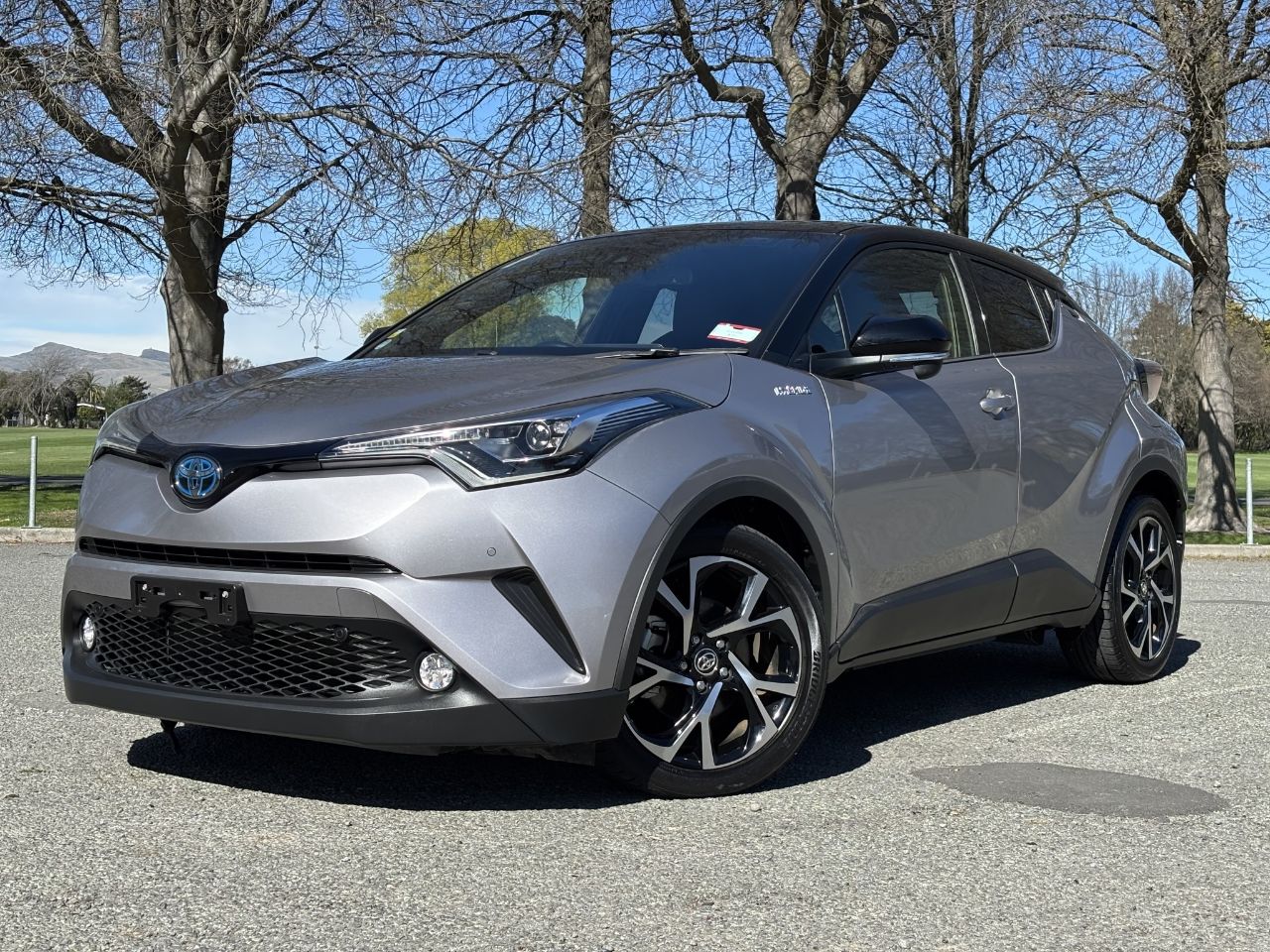 Vehicle image 3