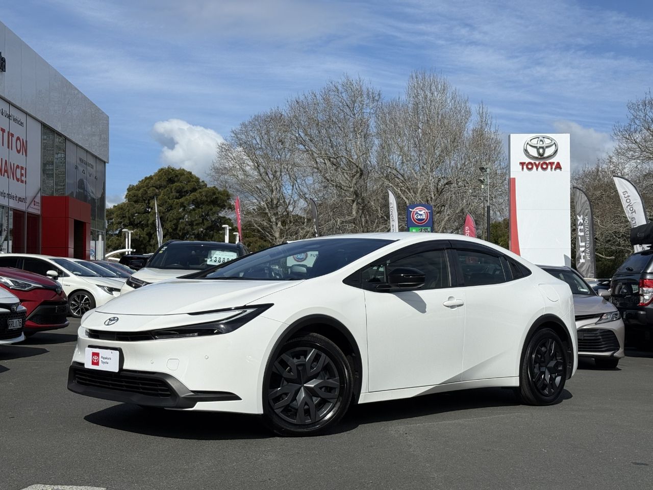 Vehicle image 3