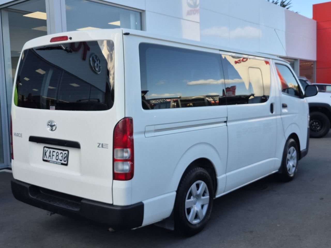 Vehicle image 3