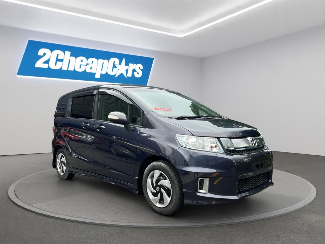 Vehicle image 3