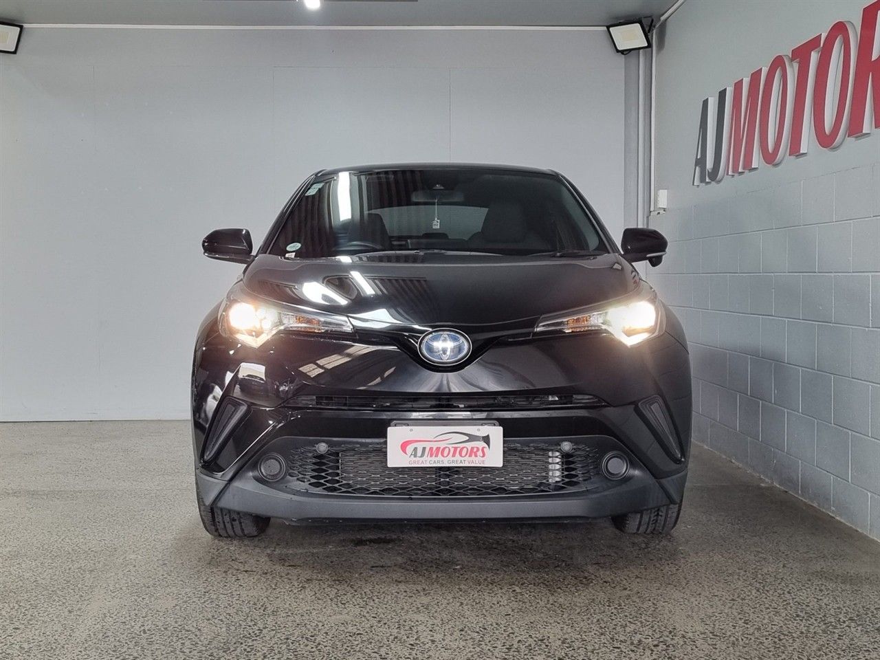 Vehicle image 2