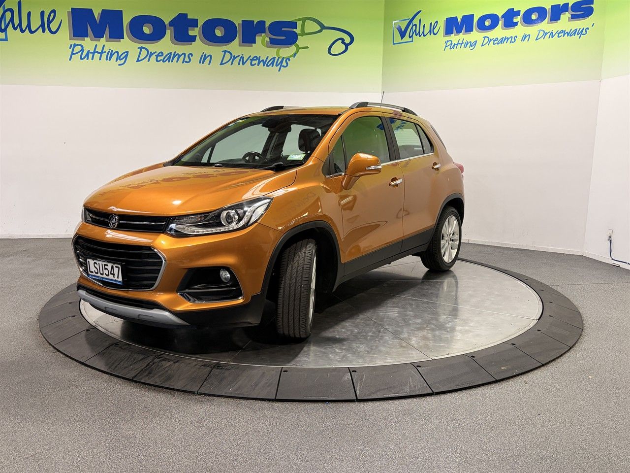 Vehicle image 3