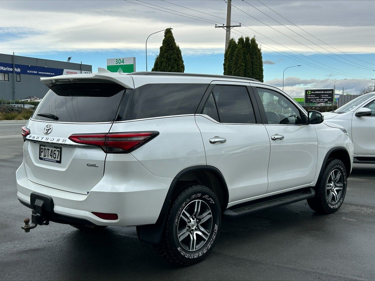 Vehicle image 3