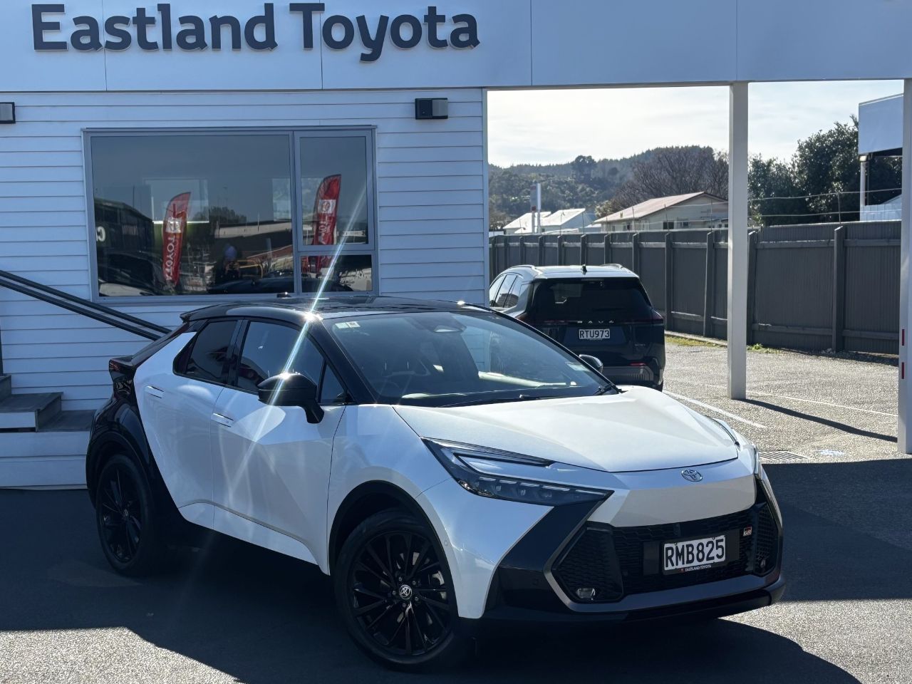 Vehicle image 1