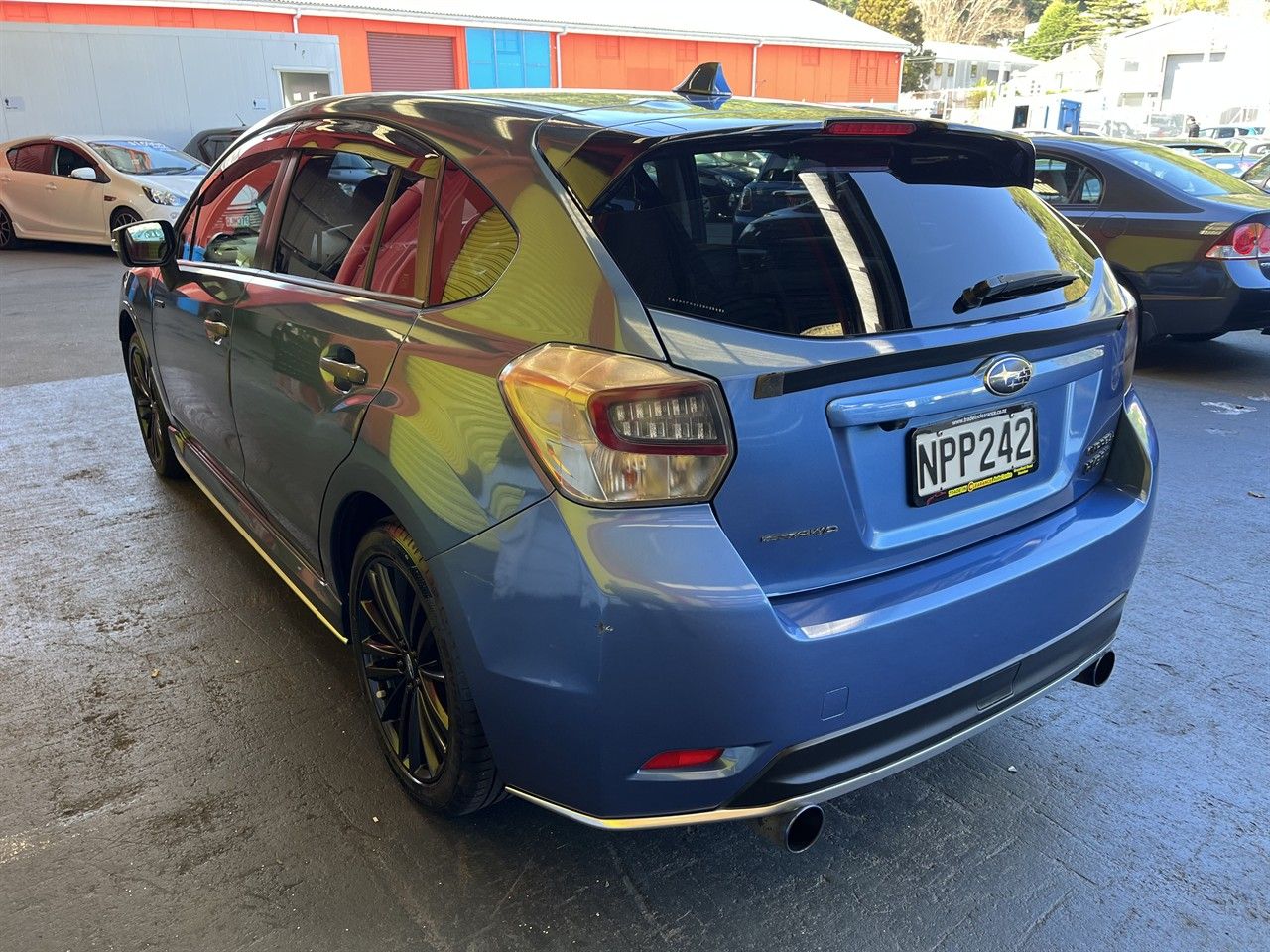 Vehicle image 4