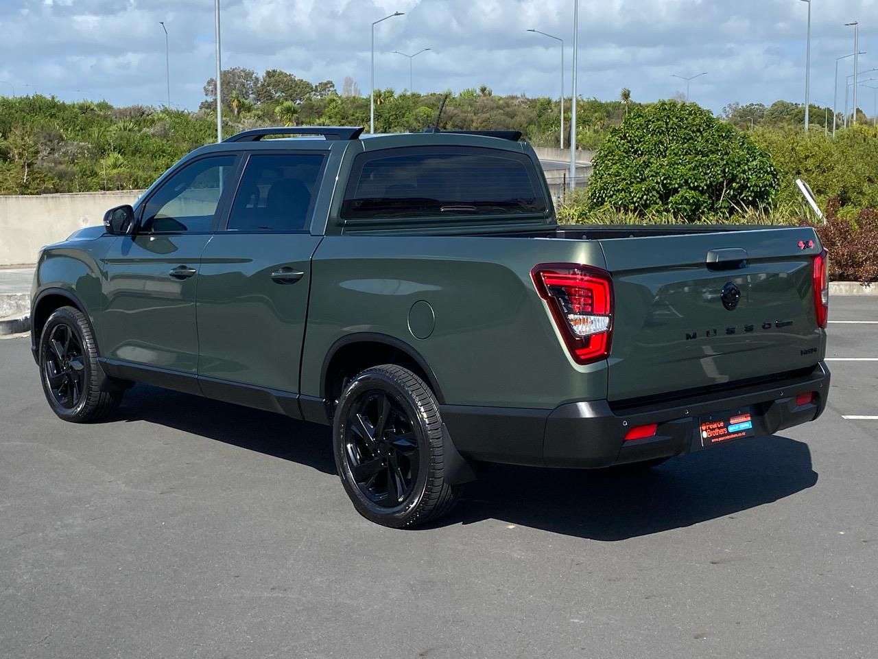Vehicle image 3