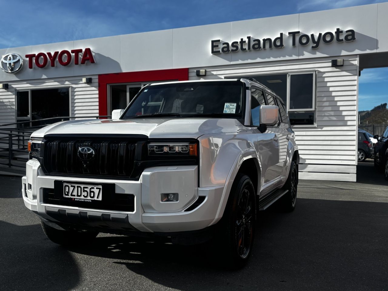 Vehicle image 3
