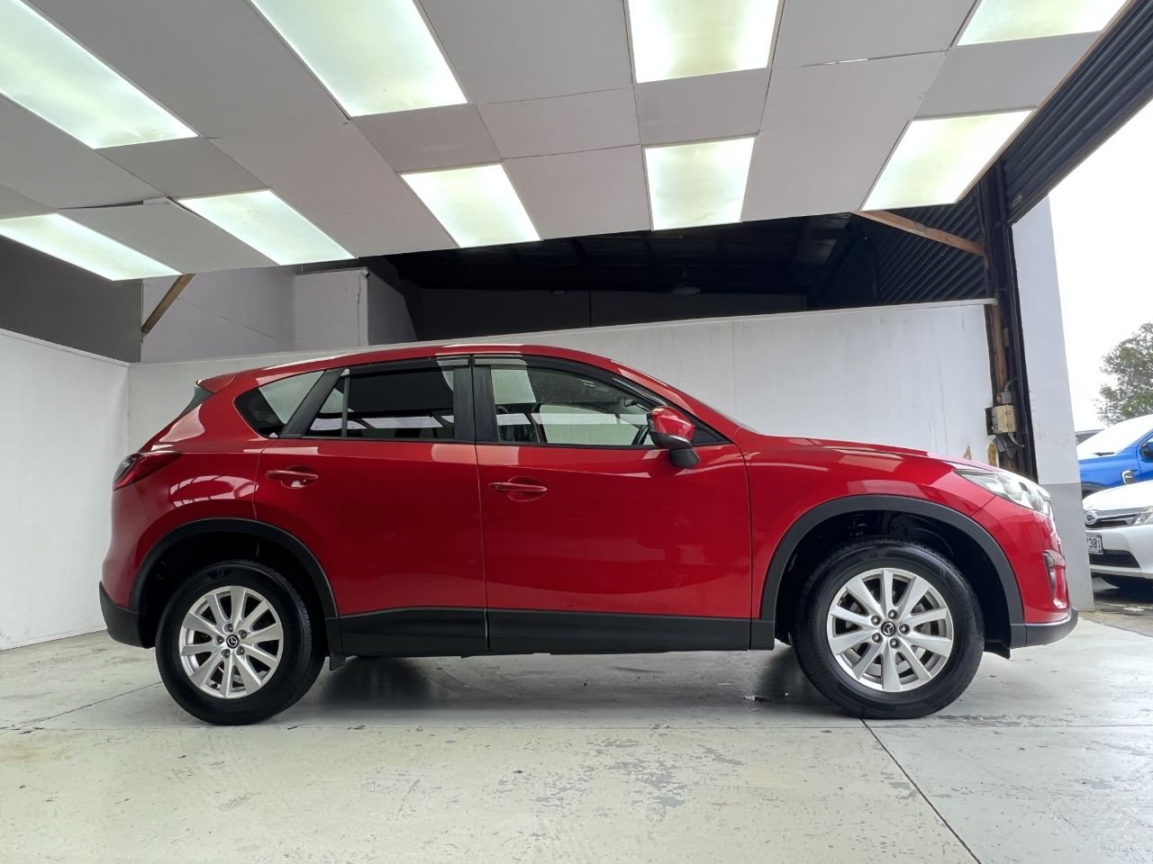 Vehicle image 5