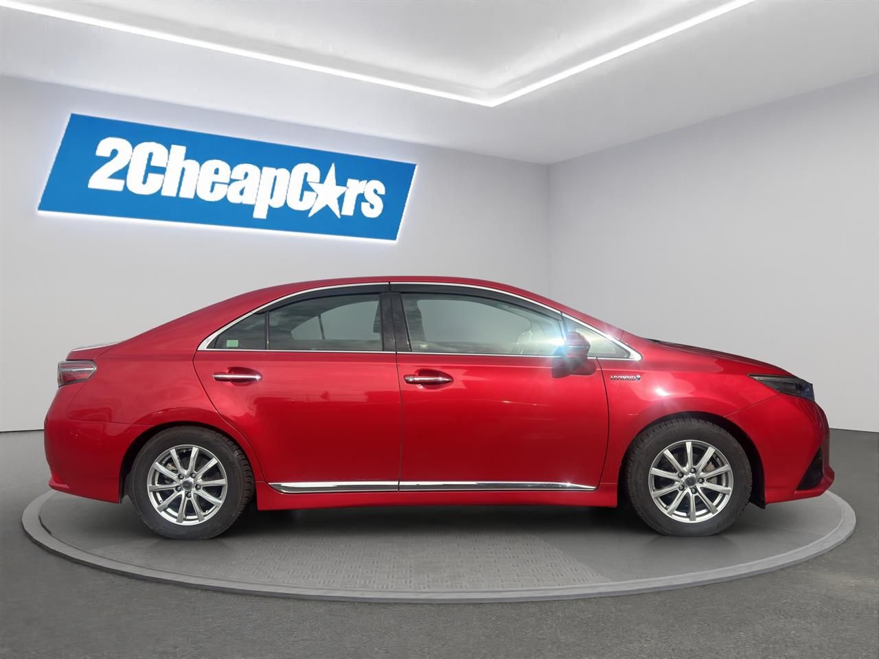 Vehicle image 4