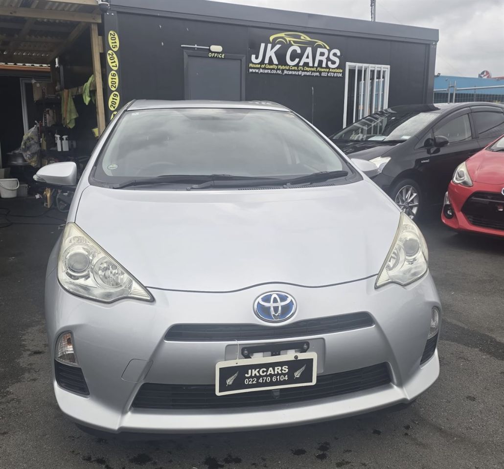 Vehicle image 3