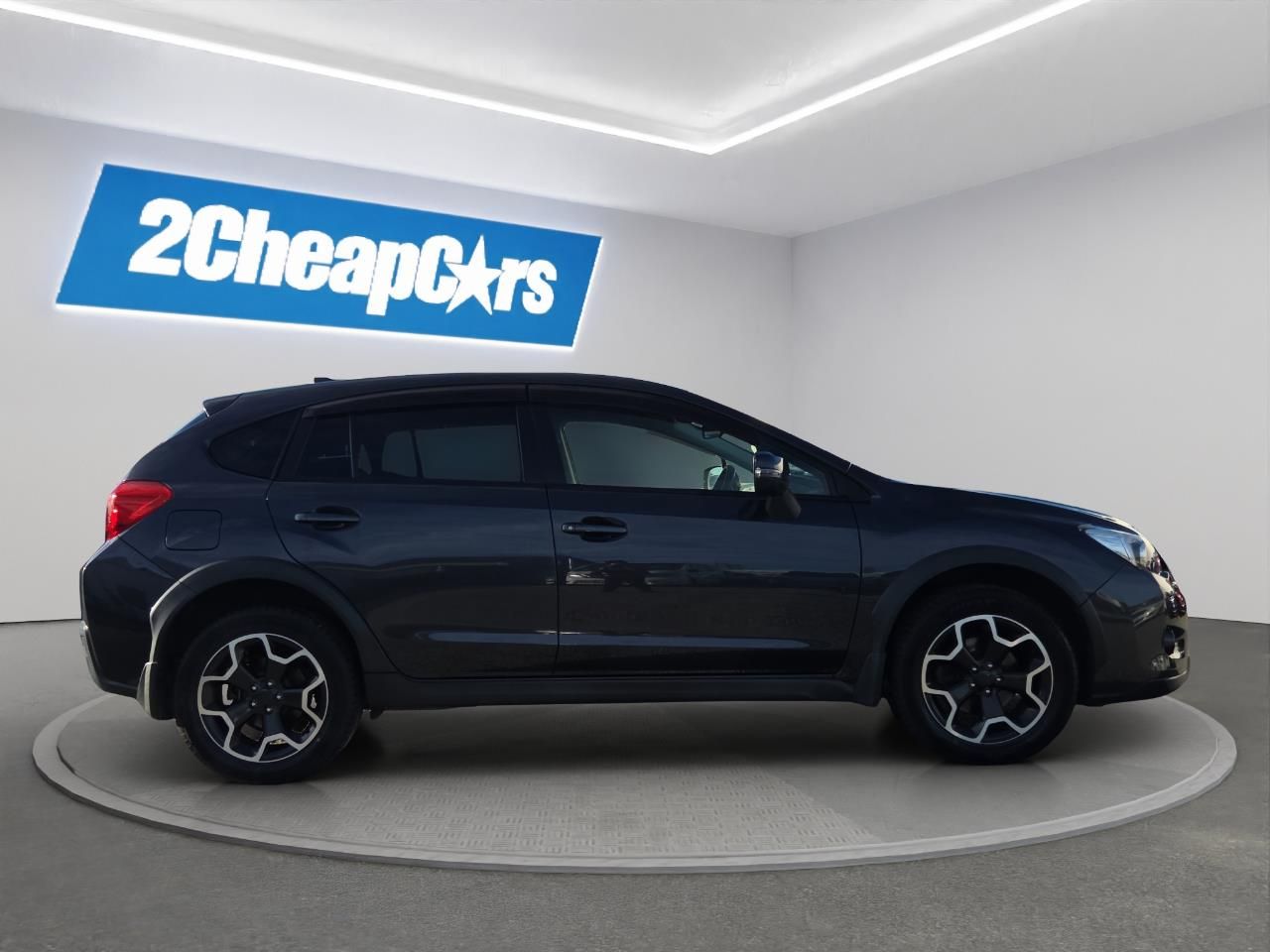 Vehicle image 4