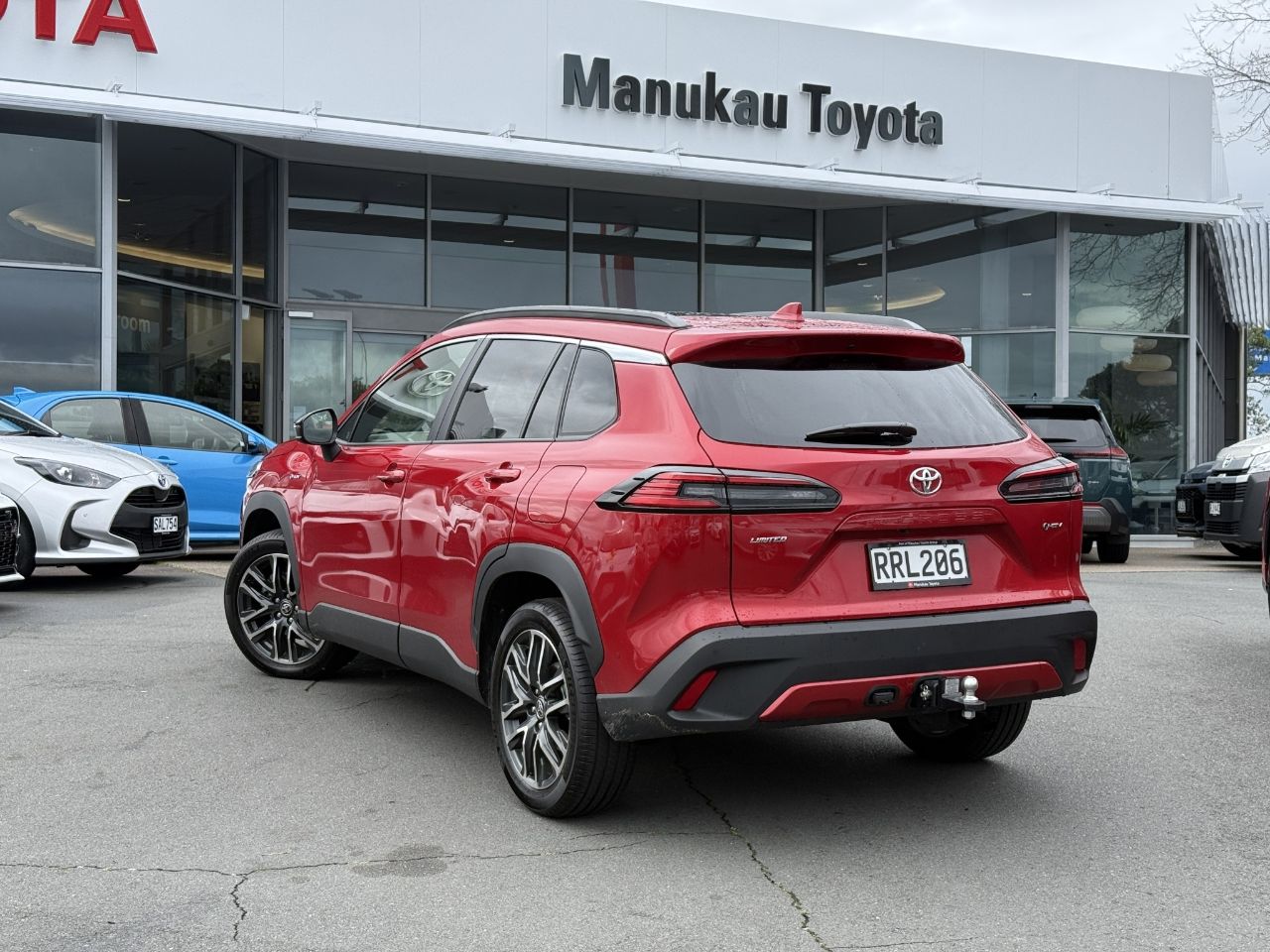 Vehicle image 4