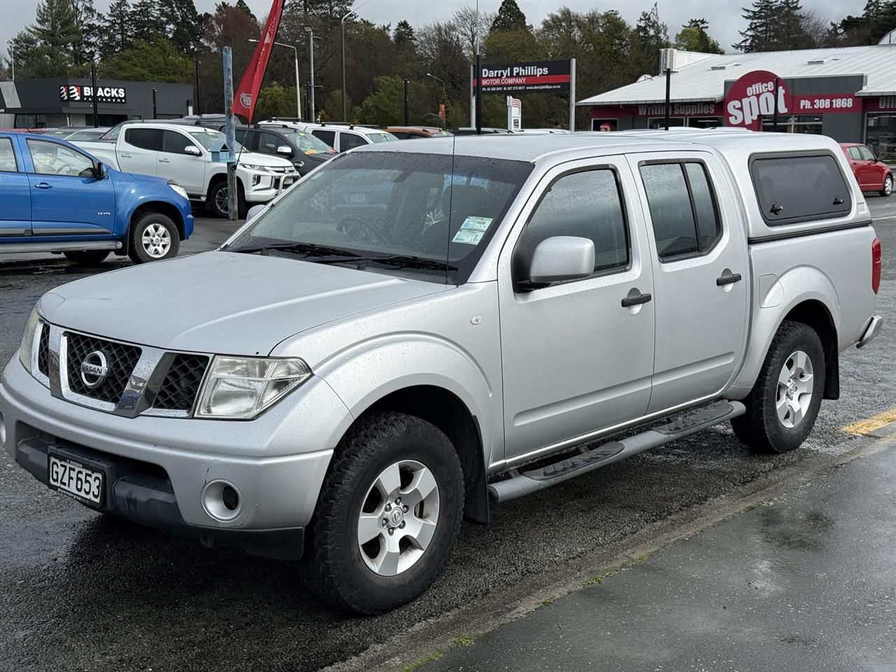 Vehicle image 3