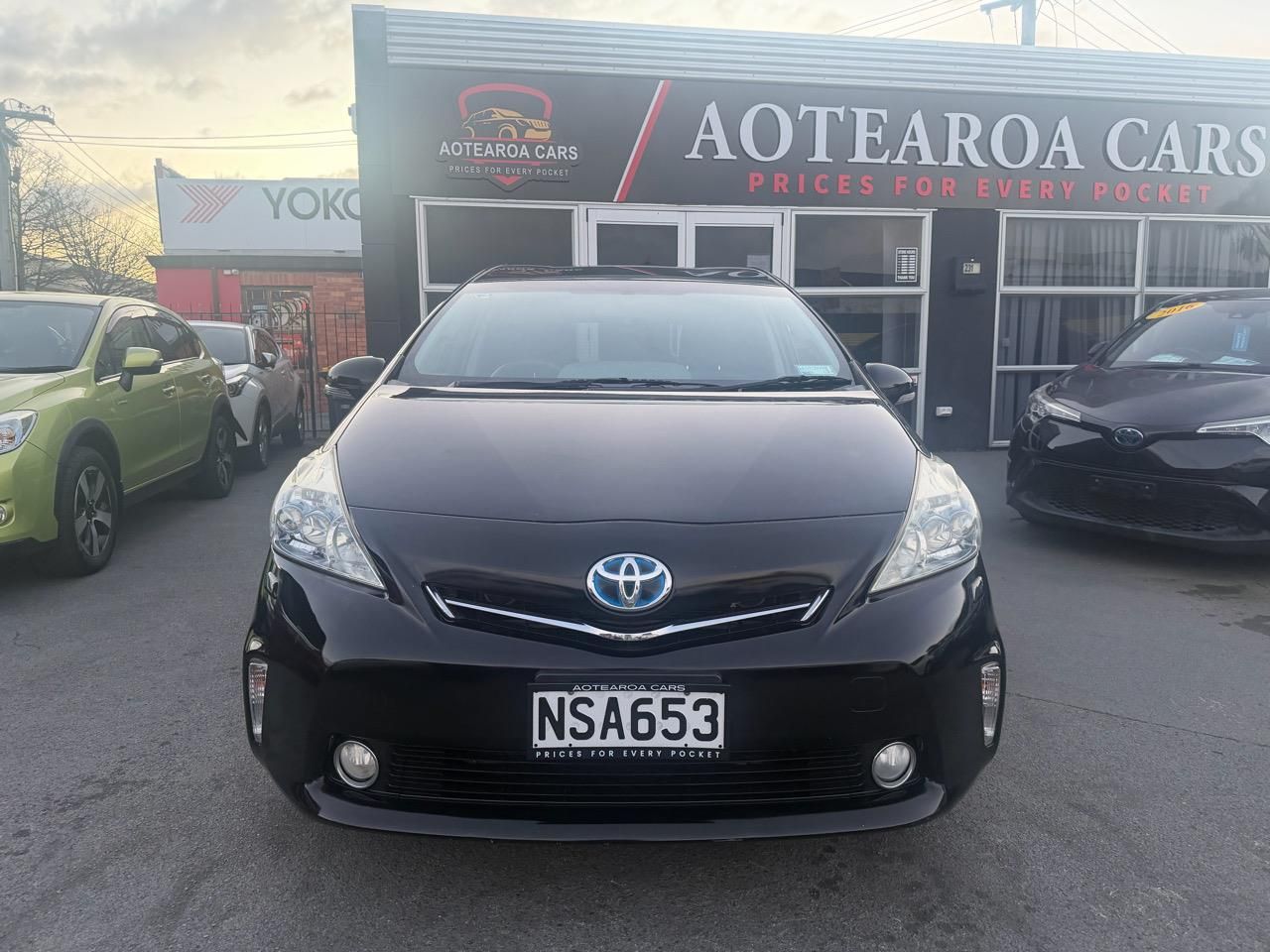 Vehicle image 3