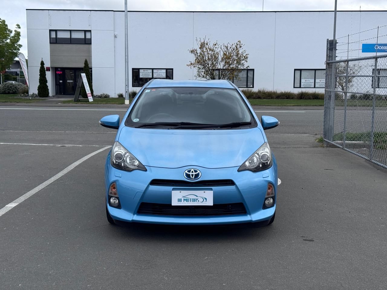 Vehicle image 2