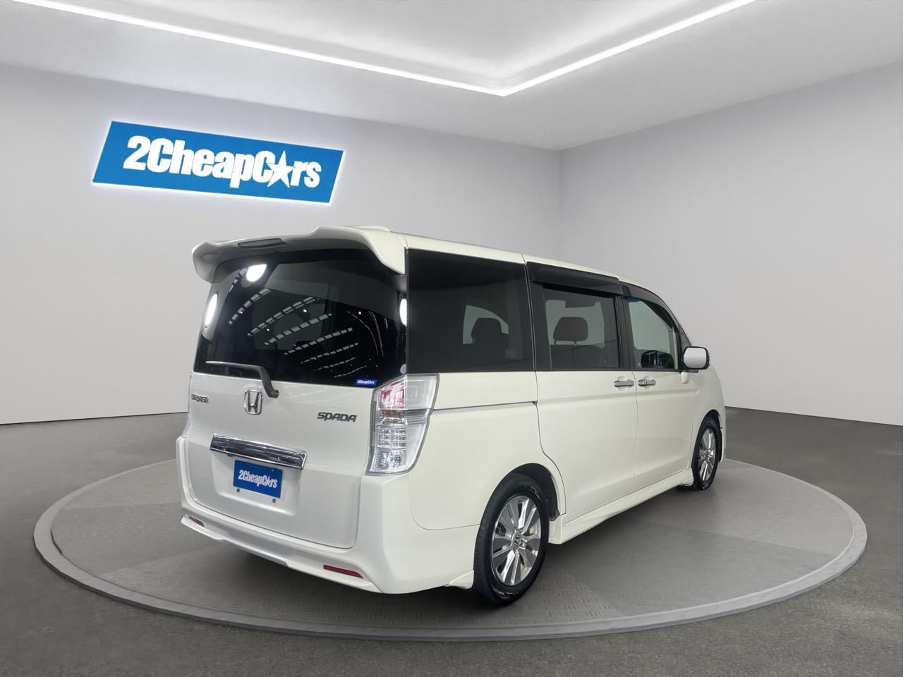 Vehicle image 5