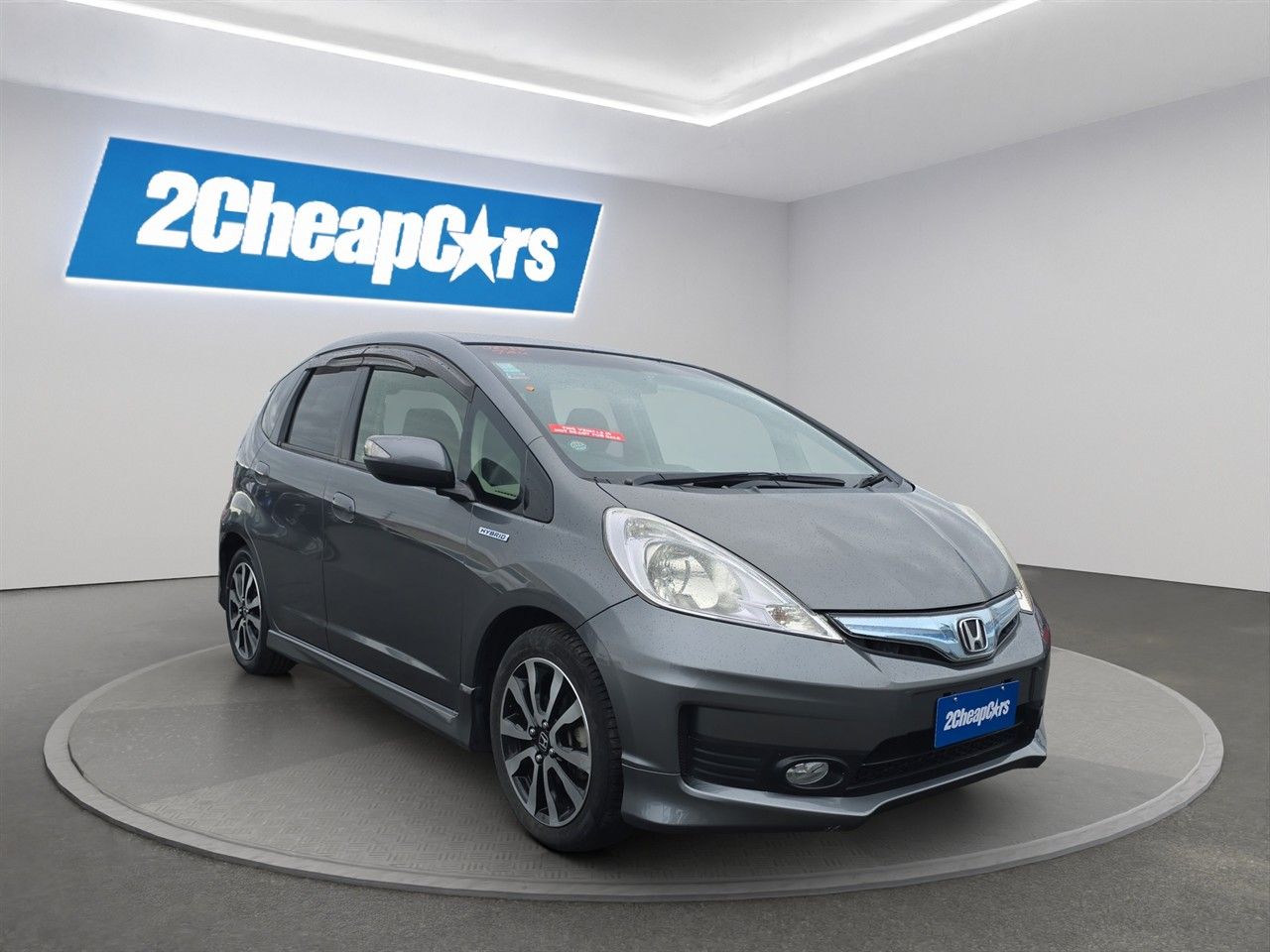Vehicle image 3
