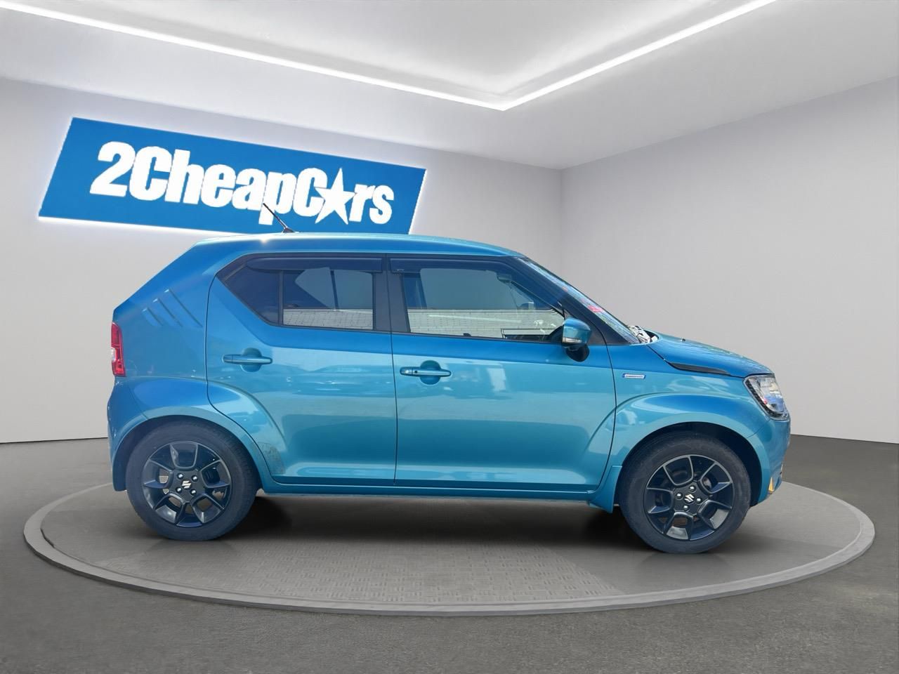 Vehicle image 4