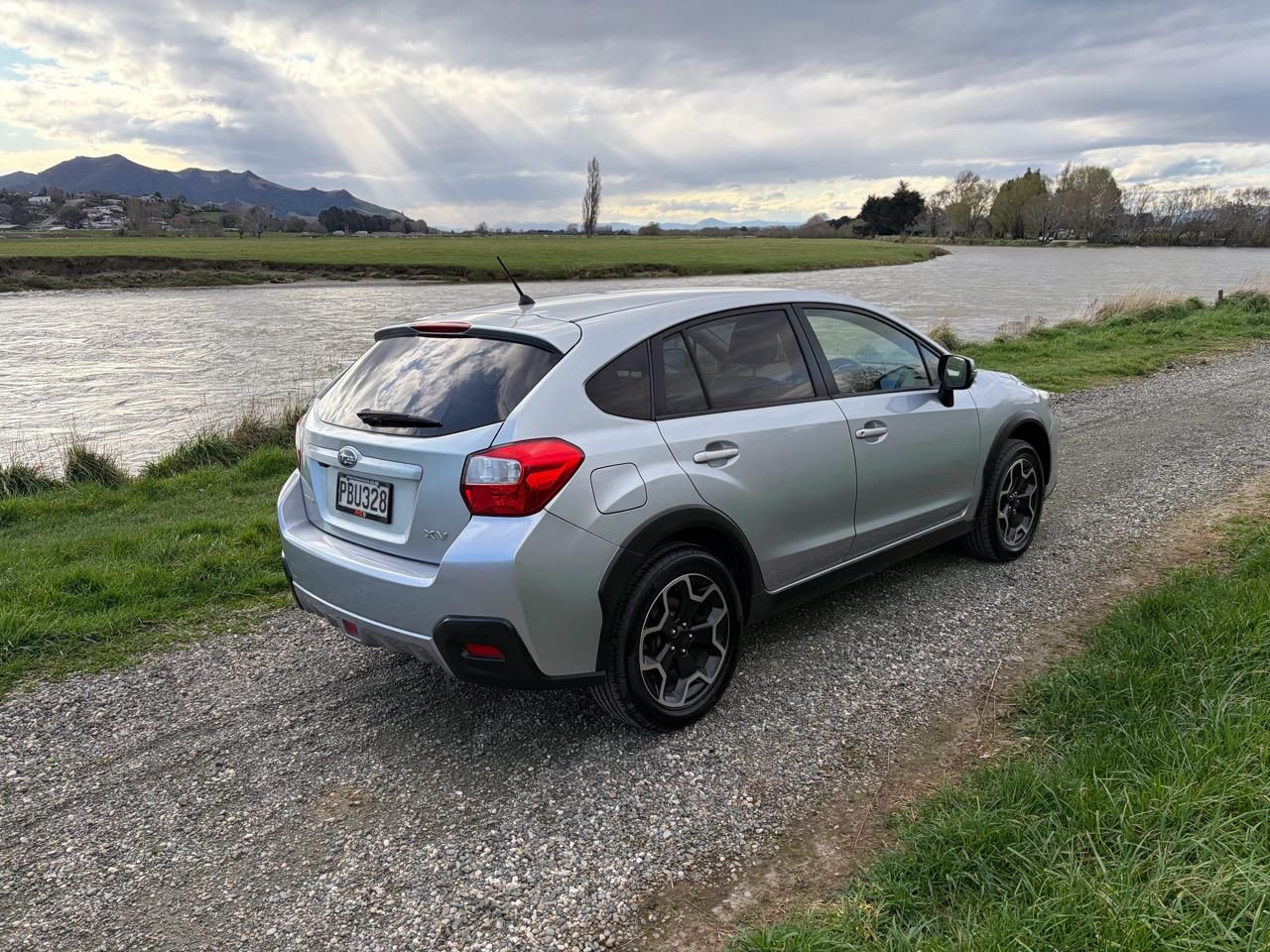 Vehicle image 5
