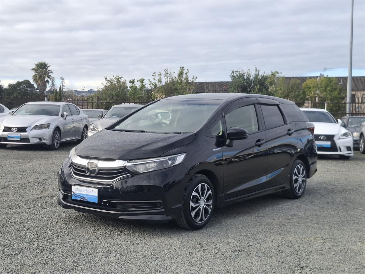 Vehicle image 3