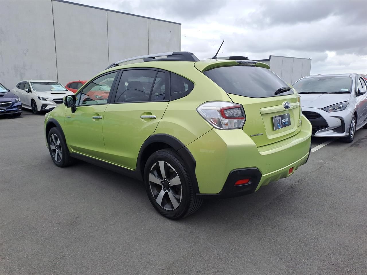 Vehicle image 5