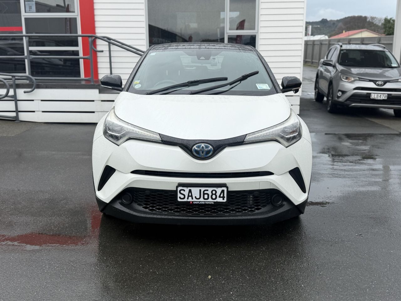 Vehicle image 2