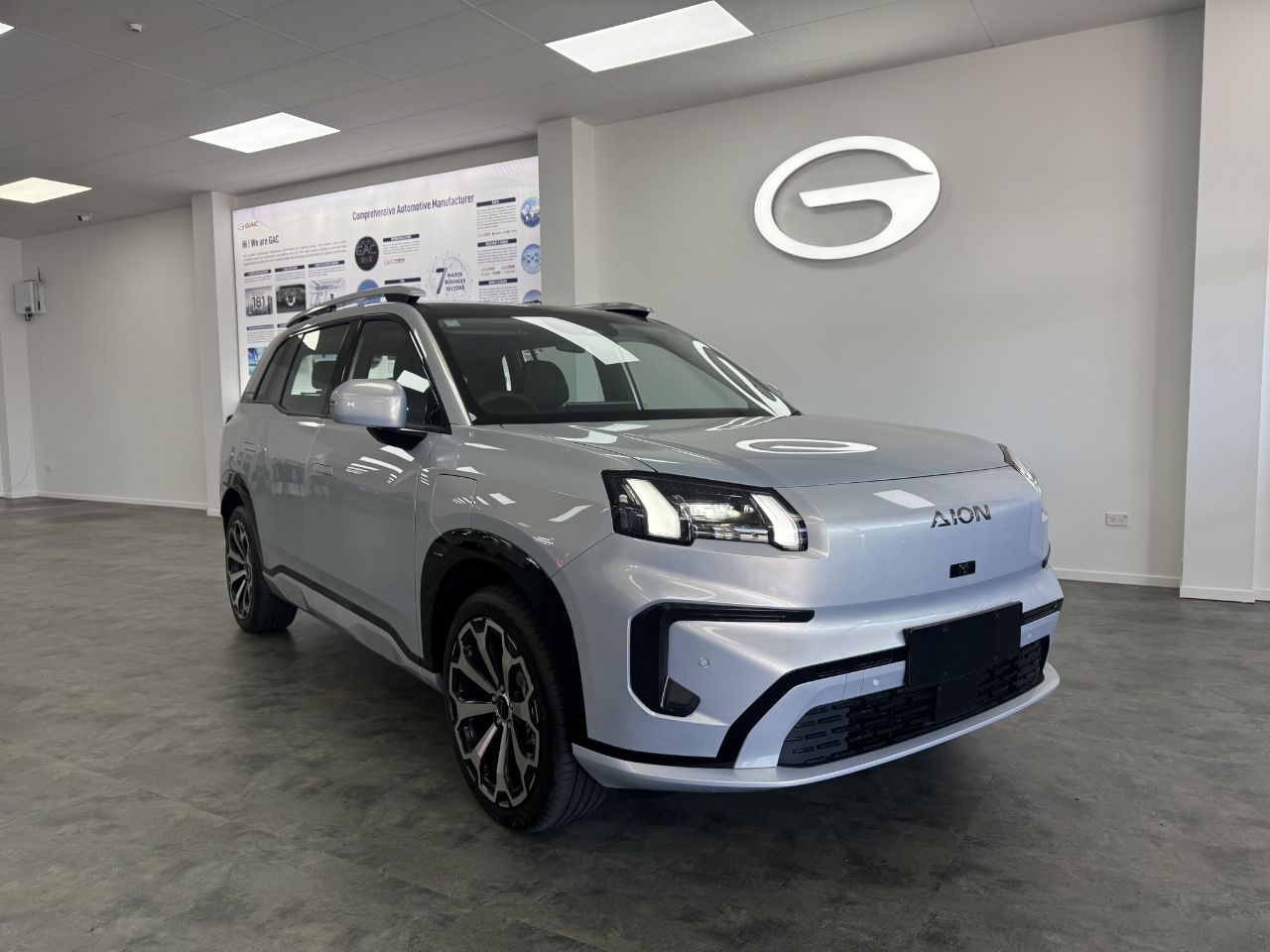Vehicle image 1