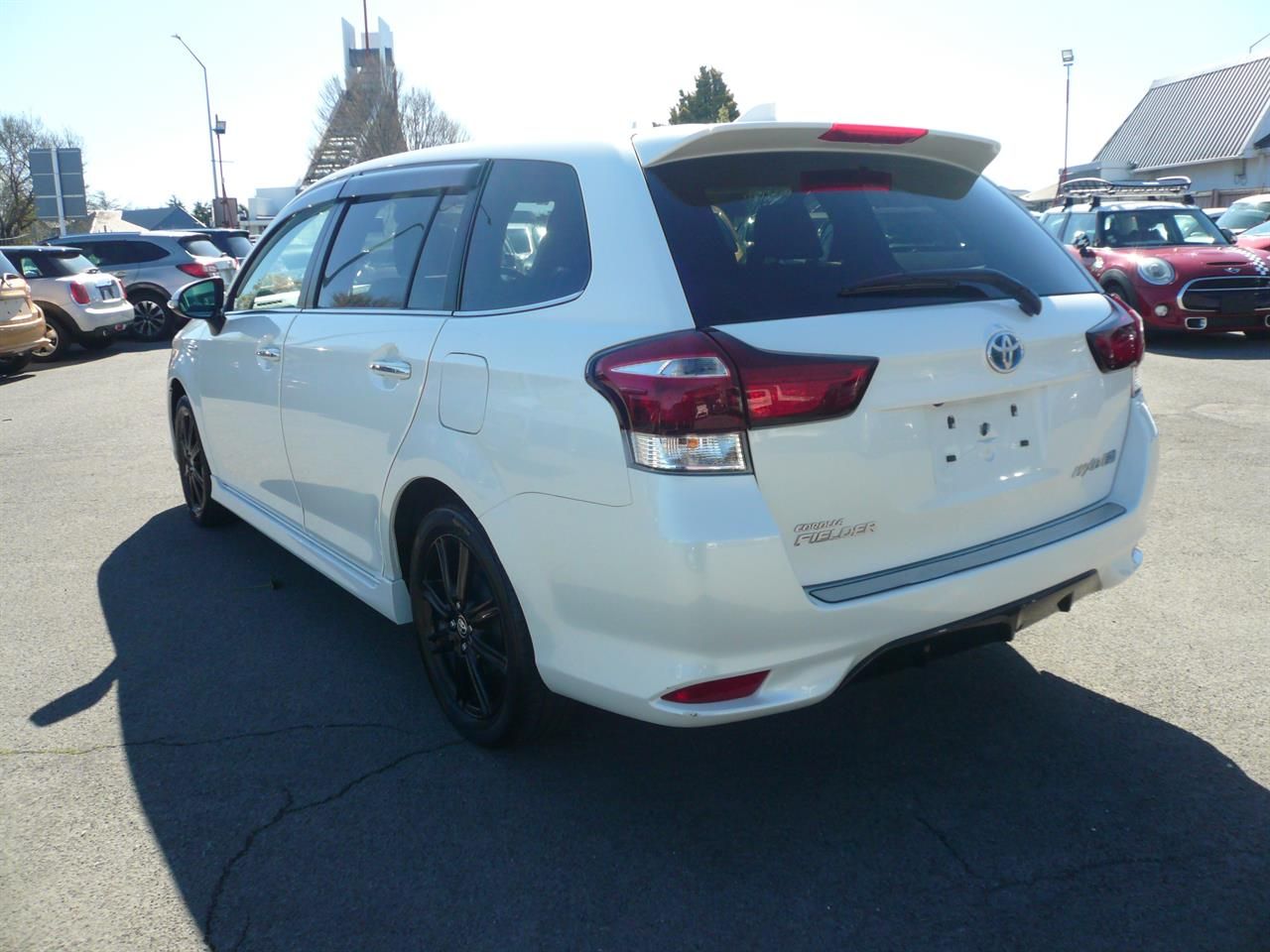 Vehicle image 3