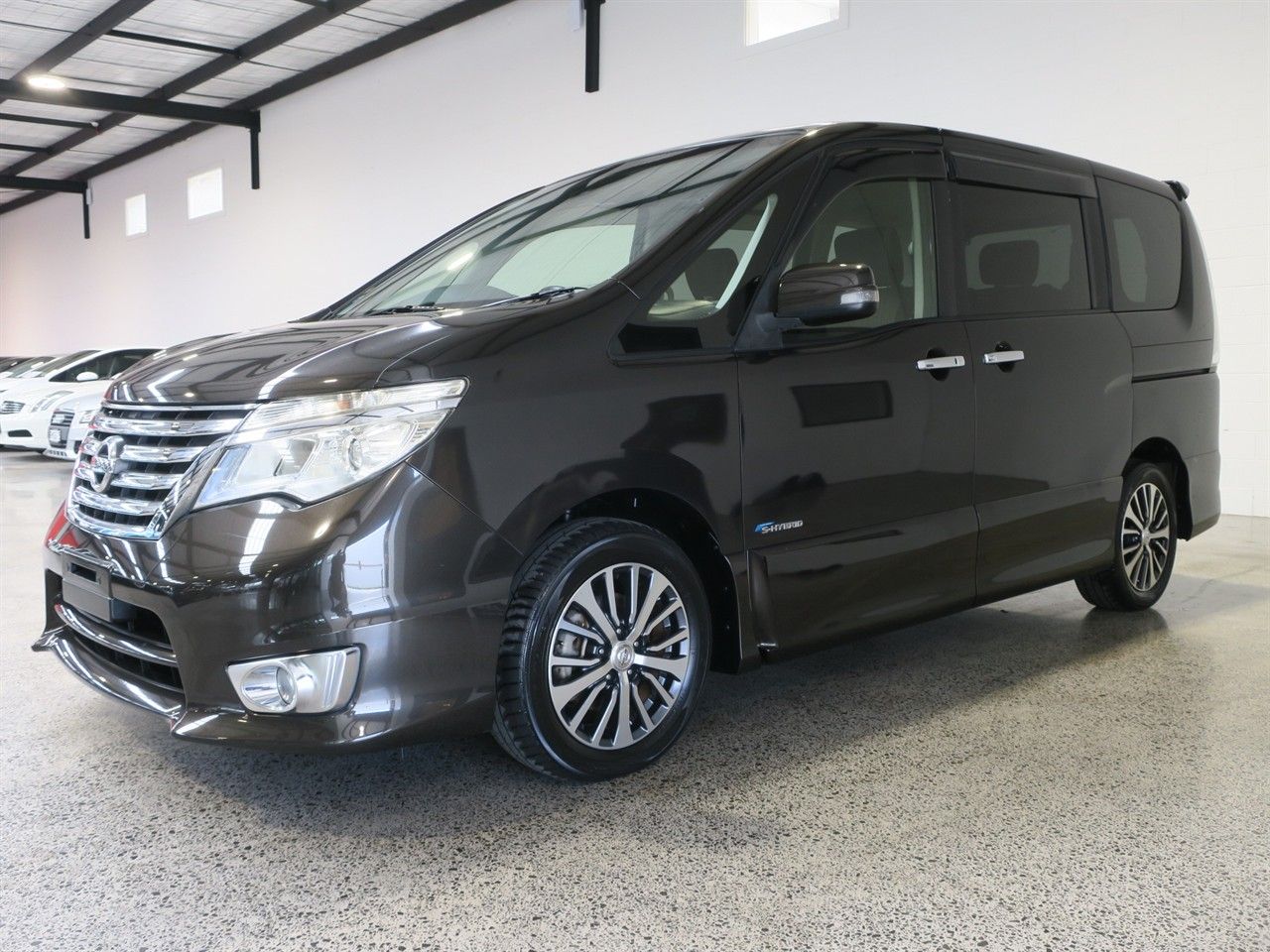 Vehicle image 5