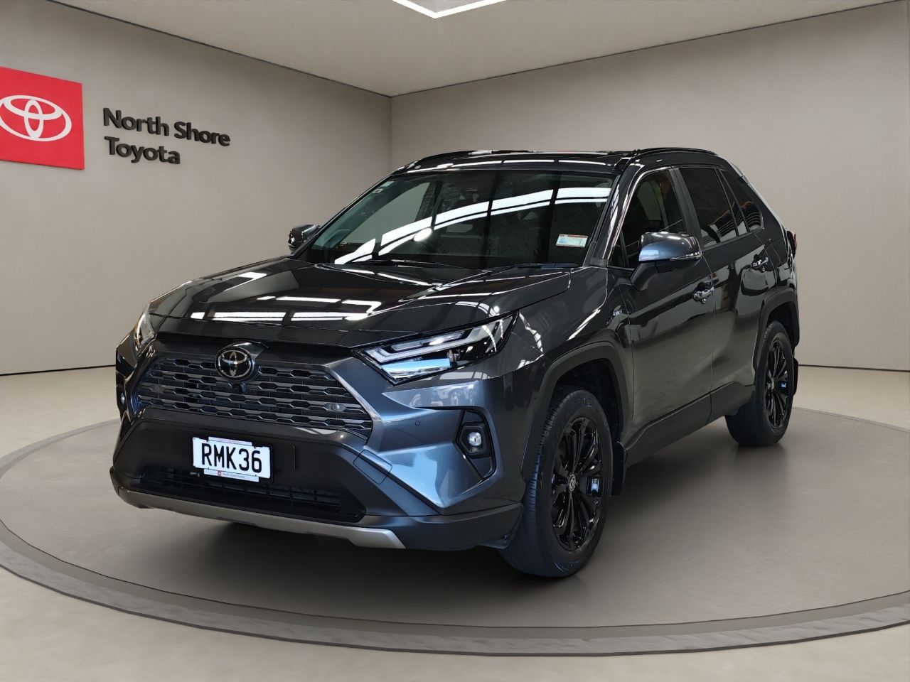 Vehicle image 3