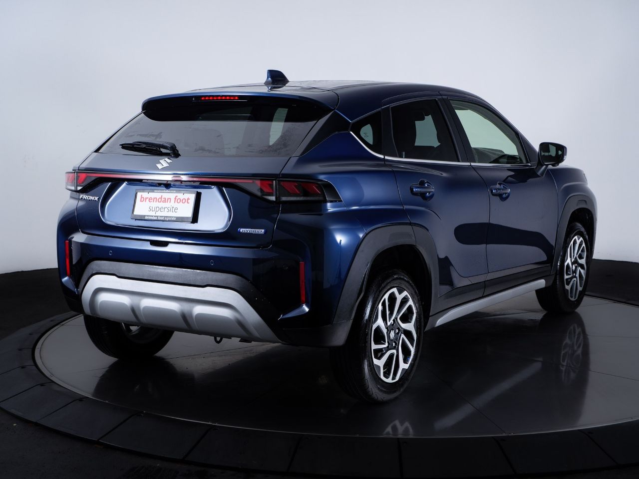 Vehicle image 4