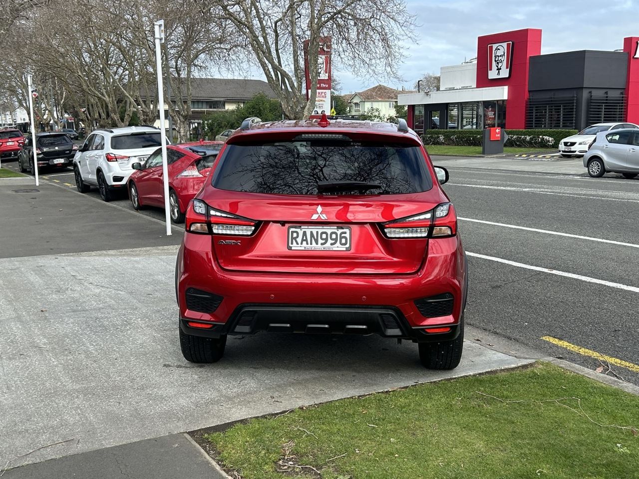 Vehicle image 4